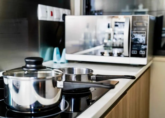 Petalz Residence Family Suite Near Mid Valley, Bukit Jalil, Sunway