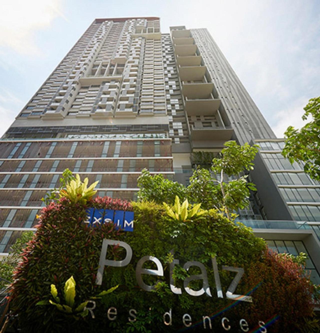 Petalz Family Near Mid Valley, Bukit Jalil, Sunway Apartment