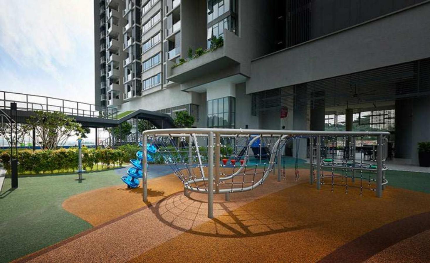 Petalz Family Near Mid Valley, Bukit Jalil, Sunway Kuala Lumpur