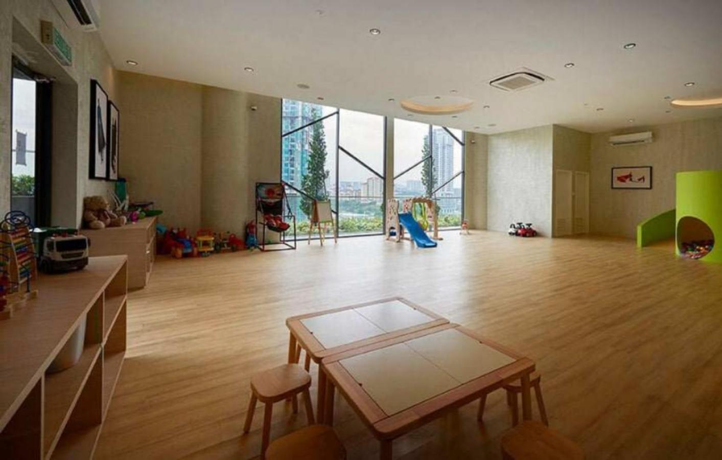 Petalz Family Near Mid Valley, Bukit Jalil, Sunway Apartment Kuala Lumpur