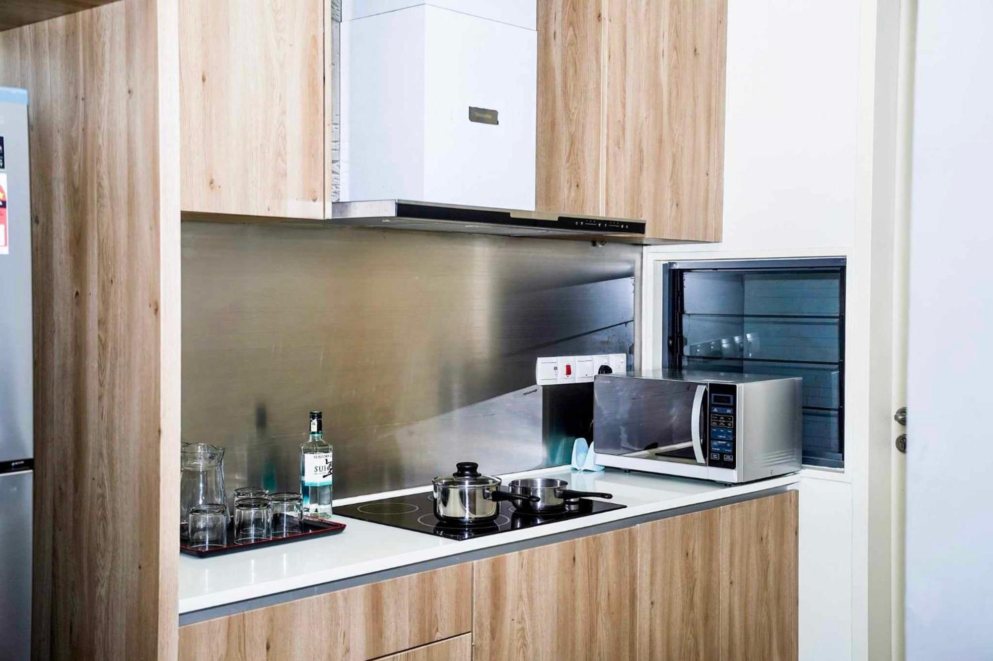 Apartment Petalz Family Near Mid Valley, Bukit Jalil, Sunway *